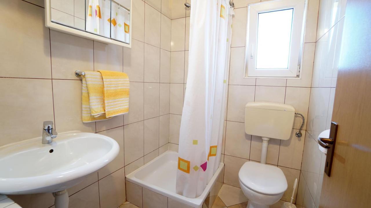Apartments Kata Gornji Karin Extérieur photo