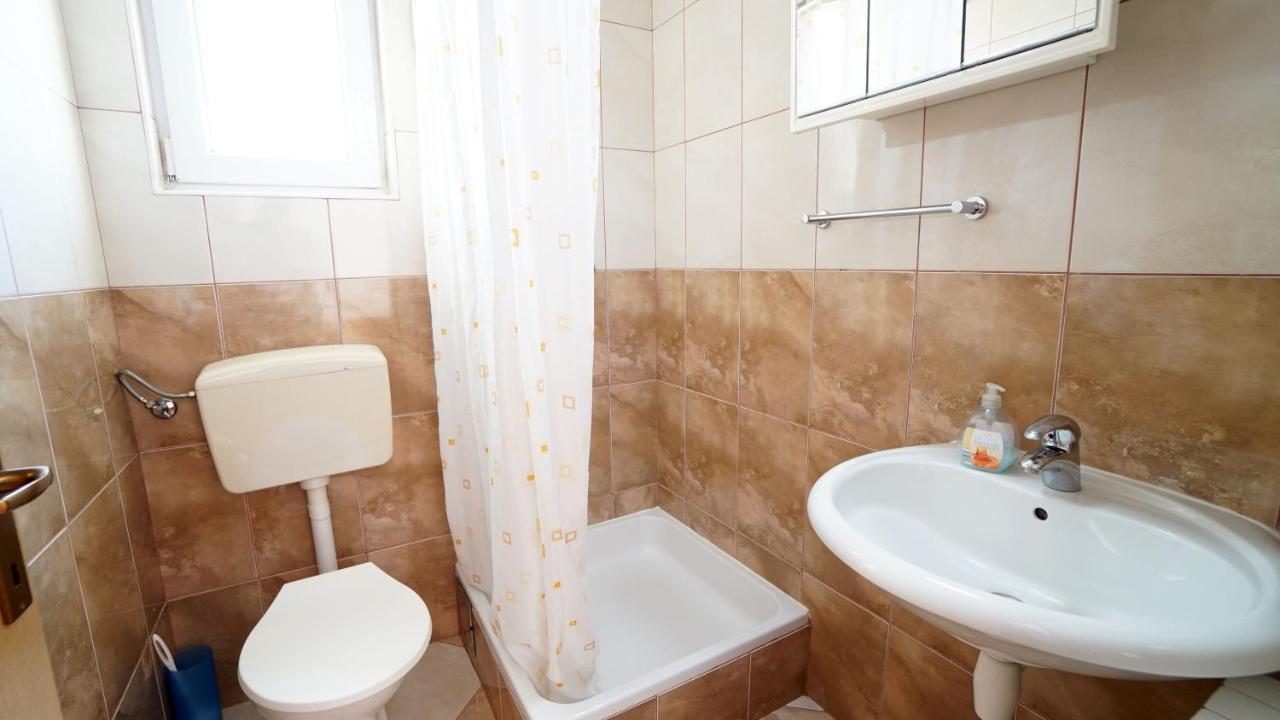 Apartments Kata Gornji Karin Extérieur photo