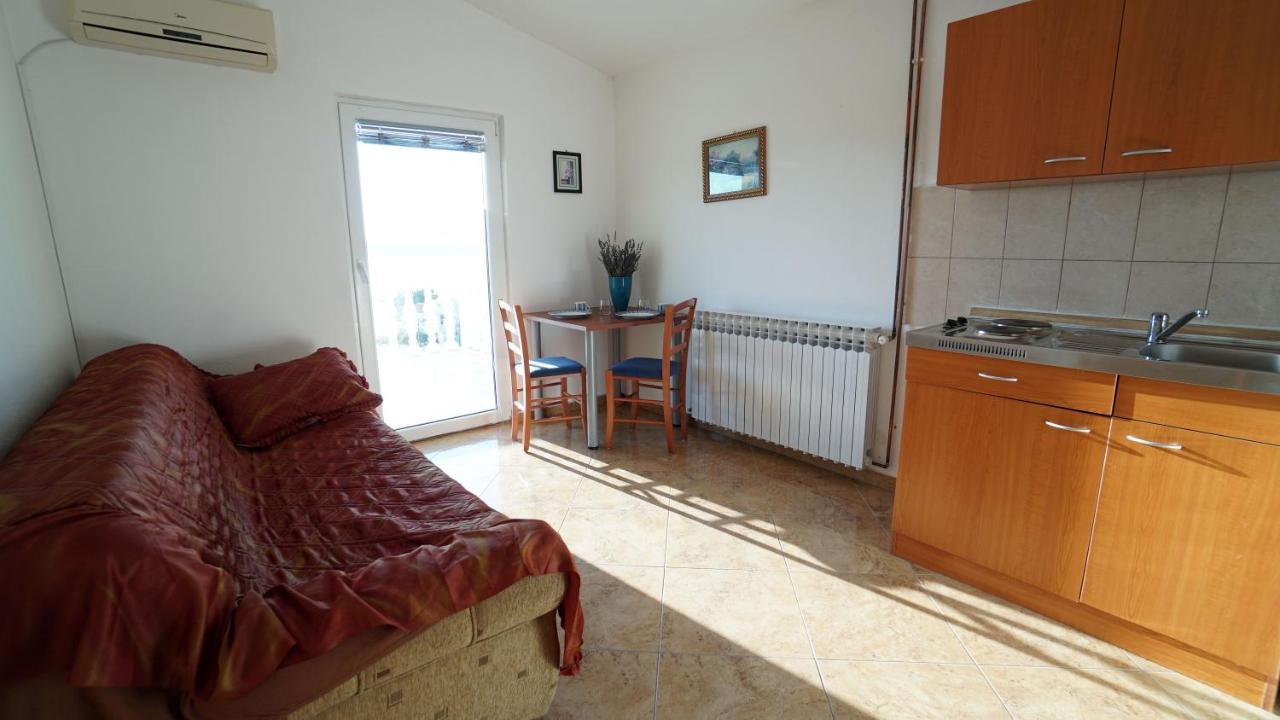 Apartments Kata Gornji Karin Extérieur photo